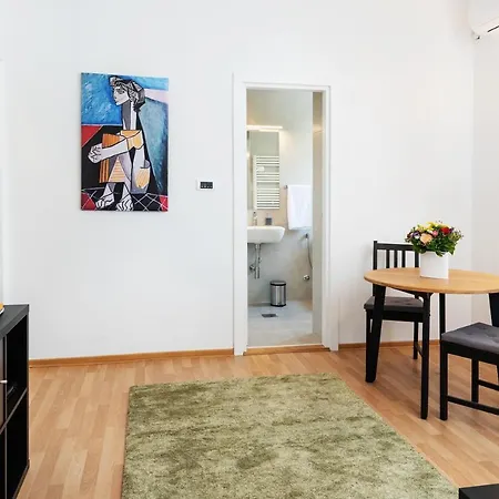 Apartment Financial Park