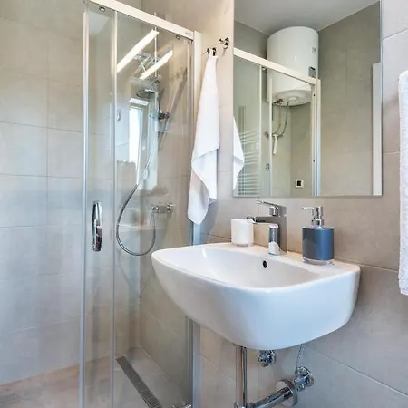 Financial Park 公寓 *